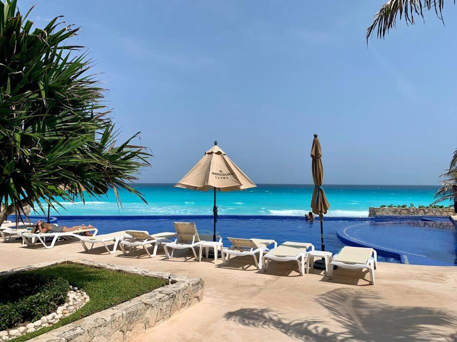 *Turquoise Escape- Beachfront Studio By Casa Paraiso* Κανκούν Εξωτερικό φωτογραφία
