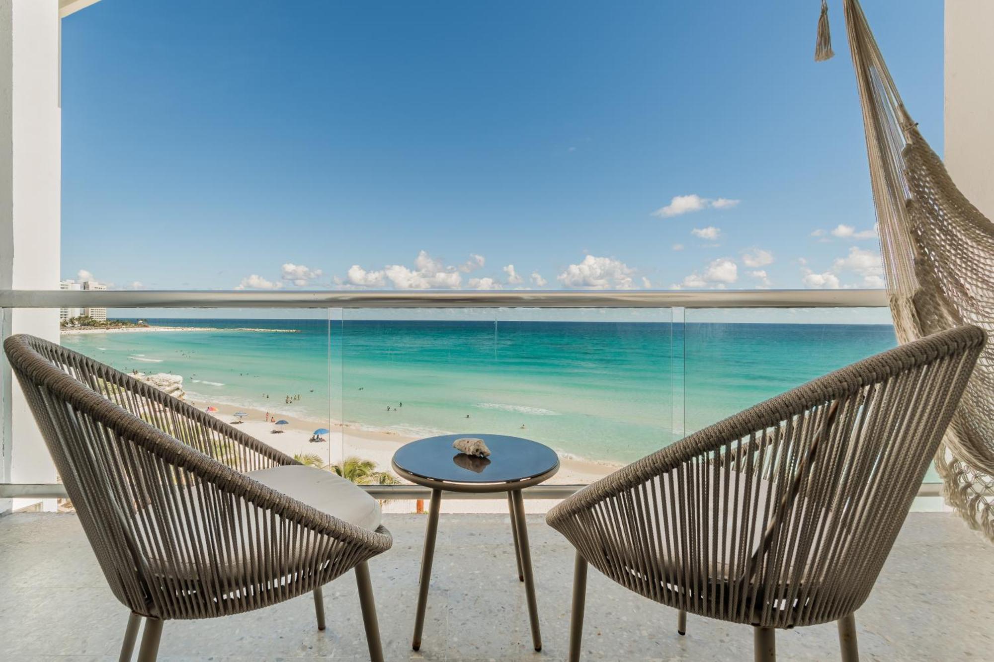 *Turquoise Escape- Beachfront Studio By Casa Paraiso* Κανκούν Εξωτερικό φωτογραφία